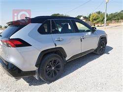 تۆیۆتا ڕاڤ 4